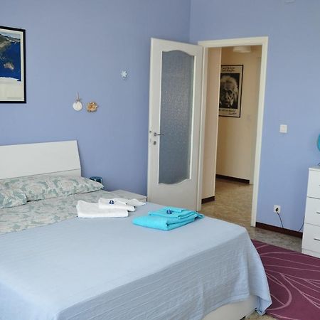 Apartment Montebello Парма Экстерьер фото