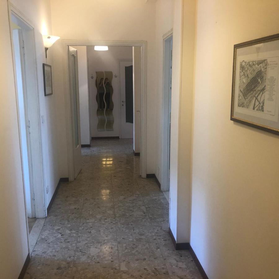 Apartment Montebello Парма Экстерьер фото